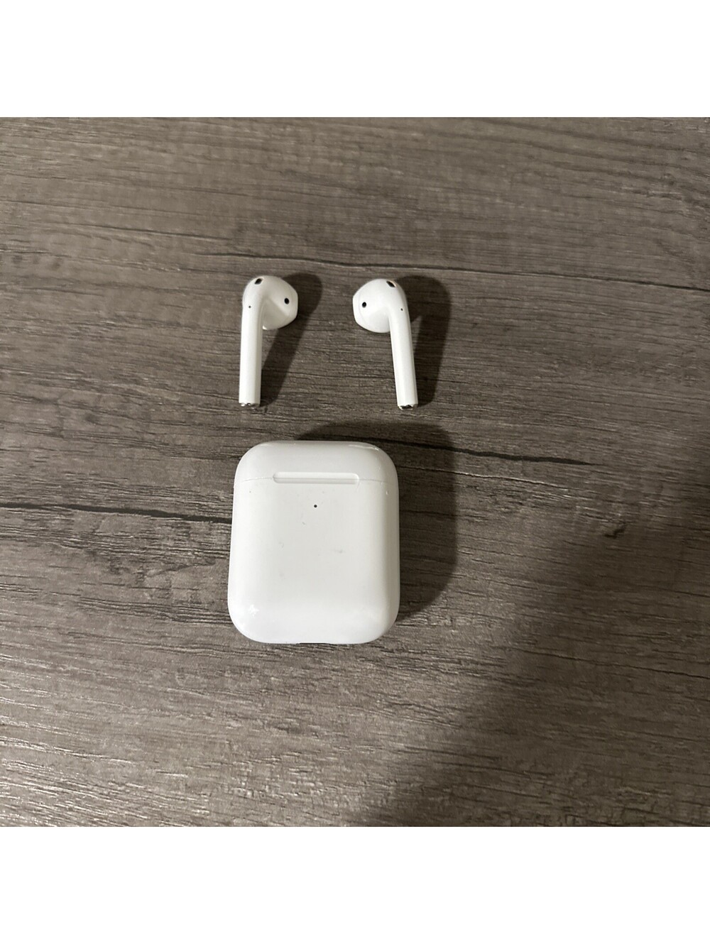 Apple AirPods 2nd Generation In-Ear Headset (A2031/A2032) w/ Mag Safe Case A1938